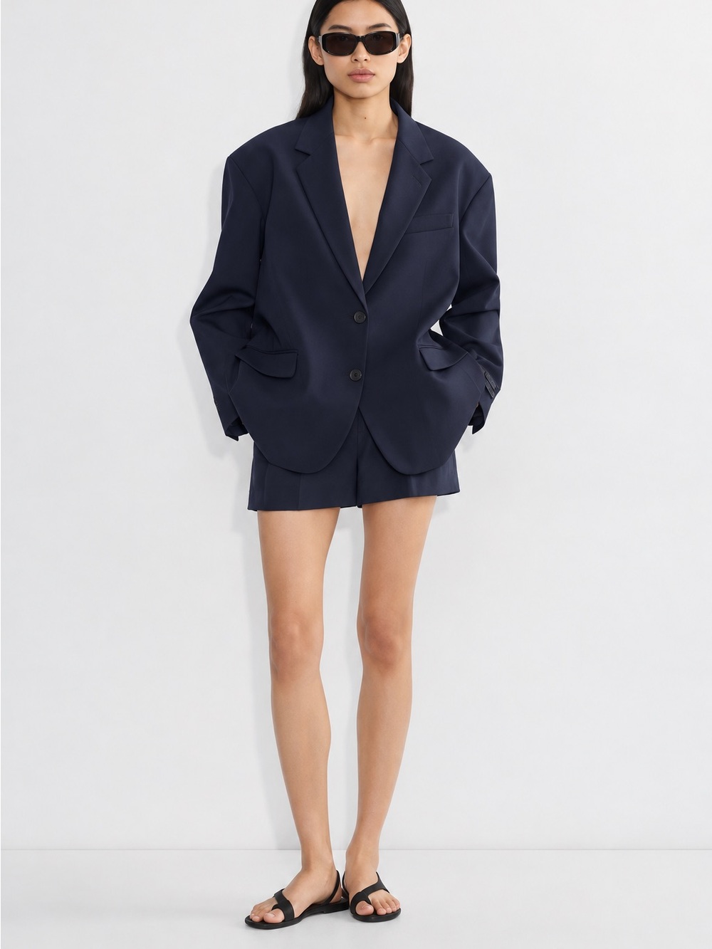 Aritzia Babaton Vogue Blazer City Wool Navy Size M